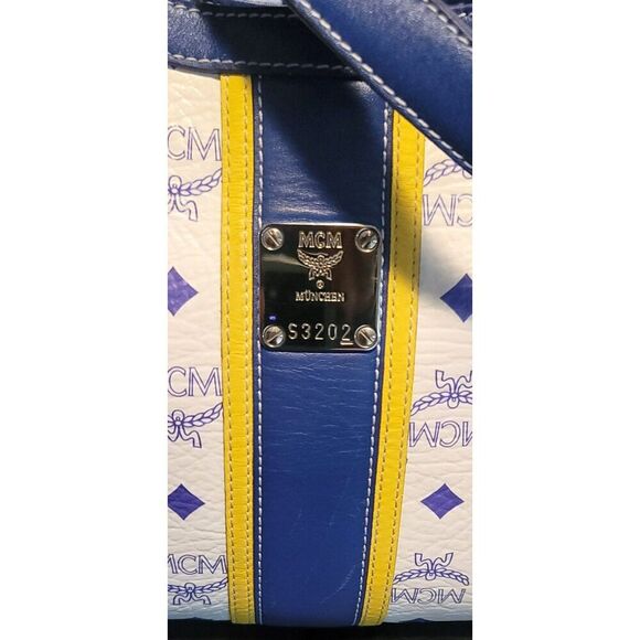 MCM - Limited Edition Monogram Shoulder Bag w/ Croc Embossed Wallet - Picture 5 of 16